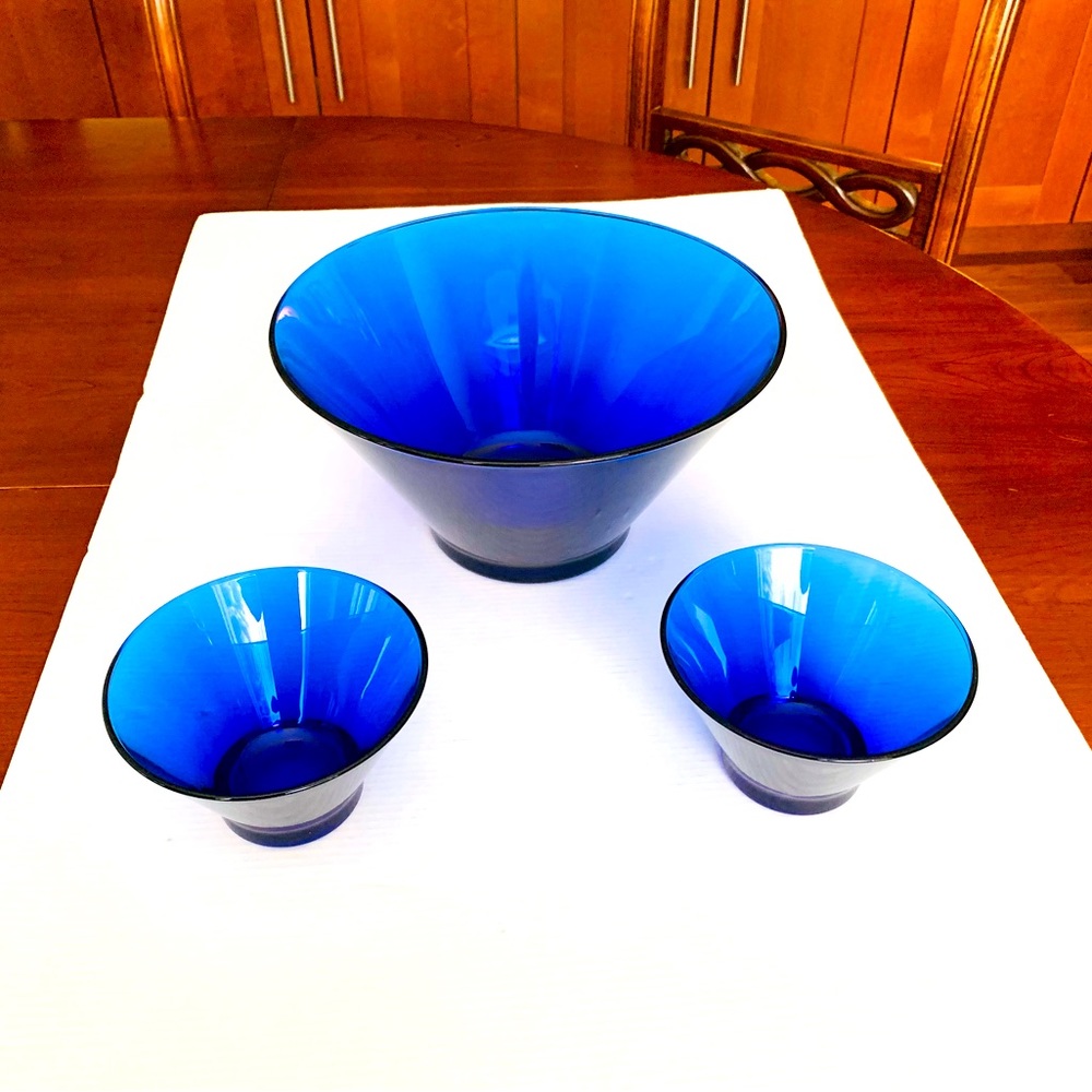 Cobalt blue glass bowl trio 1 Large Deep Serving Bowl and 2 Smaller Snack Bowls